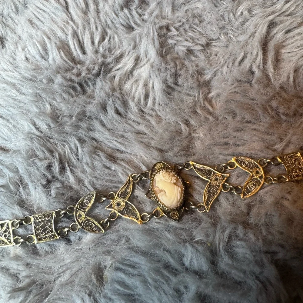 Beautiful RARE Vintage/ Antique Elegant 800 Silver Cameo Bracelet - Picture 6 of 9
